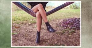 syntribation-squeezing-your-thighs-0