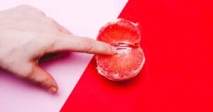 Как сделать вашему партнёру йони массаж