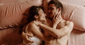 Що таке тантричний секс? Пояснюють експерти