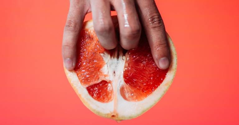 tantric-massage-guide-to-yoni-0